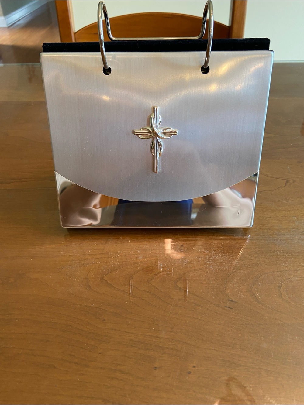Malden Silver Metal Cross Photo Display. 20 Pages Holds 40 photos. Velvet Back.
